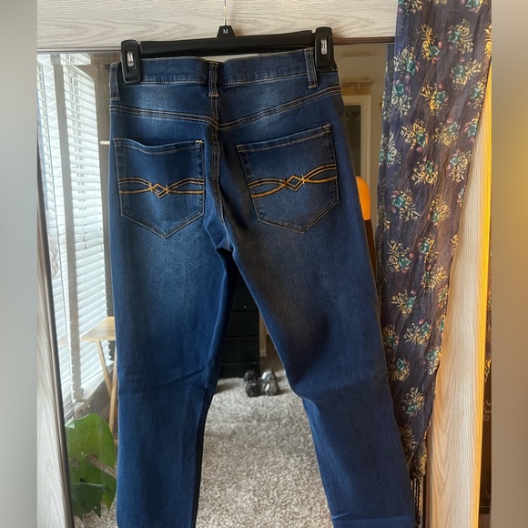 Mudd Jegging Fit Skinny Jeans - Picture 6 of 6